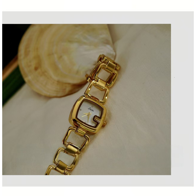 Bracelet chain watch for women, fashionable, simple, retro, and niche female watch