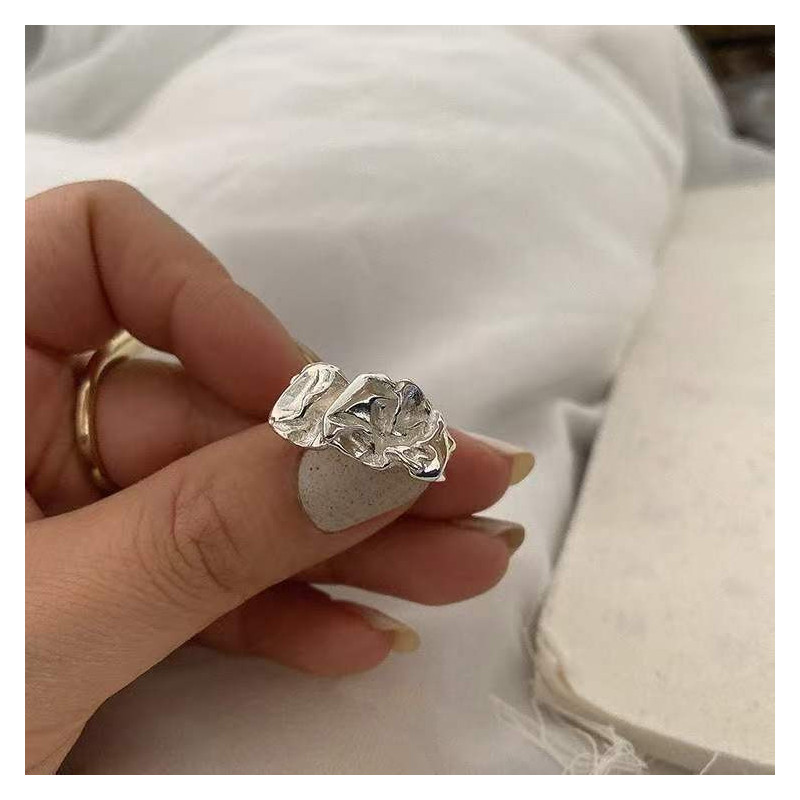 Hip-hop ring style pleated female irregular versatile stacking index finger cold ring adjustable