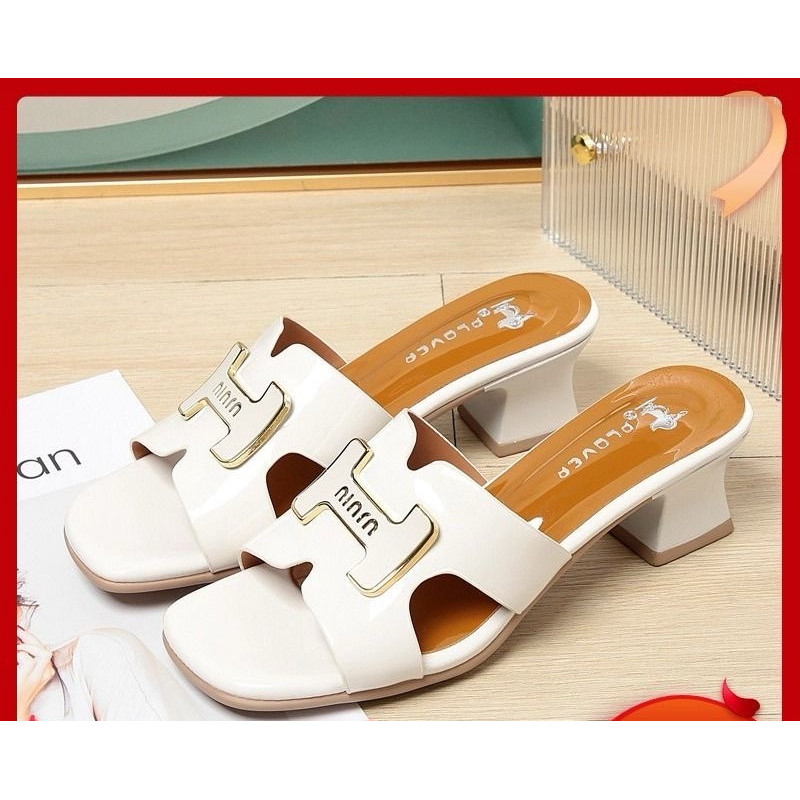 Woodpecker comfortable and fashionable outerwear versatile shiny leather one-word slippers