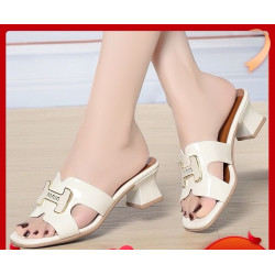Woodpecker comfortable and fashionable outerwear versatile shiny leather one-word slippers