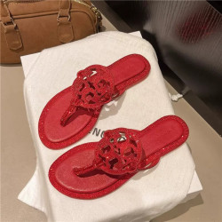 One-word slippers, leather flip-flops for women
