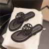 One-word slippers, leather flip-flops for women