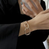 Temperamental high-end hollow bracelet
