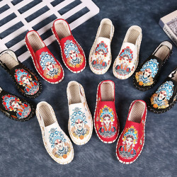 New national trend national style hand-sewn embroidered flowers old Beijing cloth shoes for men and women