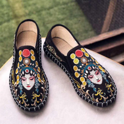 New national trend national style hand-sewn embroidered flowers old Beijing cloth shoes for men and women