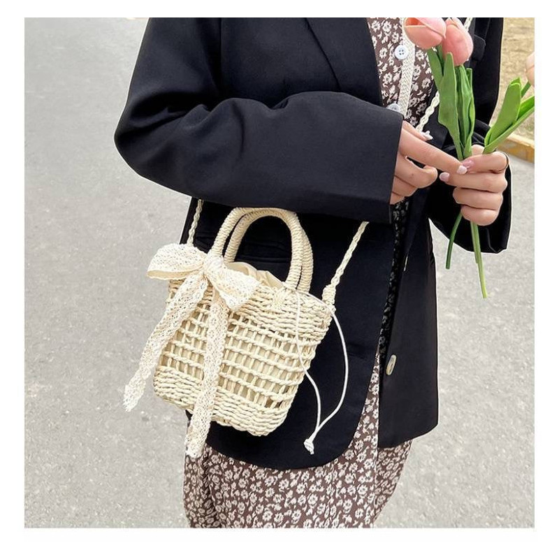 Famous ethnic style woven bag beach casual shoulder bag cross-body straw woven bag