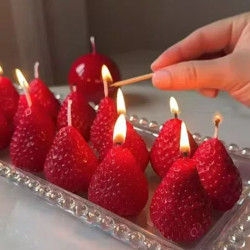 ins style net red aromatherapy candle red strawberry