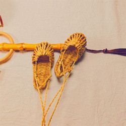Hand-woven ancient Chinese style decorative pendant DIY straw sandals for men and women