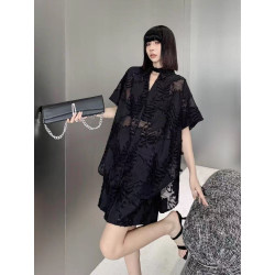 Temperament Hong Kong style niche design sense jacquard solid colour fashion suit loose bat sleeve top + elastic waist shorts