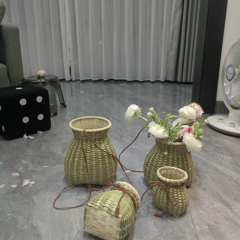 Bamboo fish basket tea picking basket children's bamboo basket decoration Bamboo fish basket tea picking basket children's bamboo basket decoration