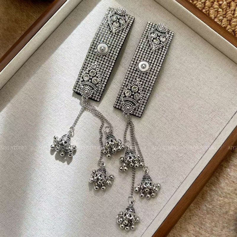 Mongolian ethnic style bell hairpin side clip