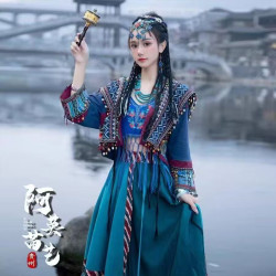 Miaojiang girl's clothing exotic style ancient style ethnic style Phoenix travel shooting net celebrity clothing