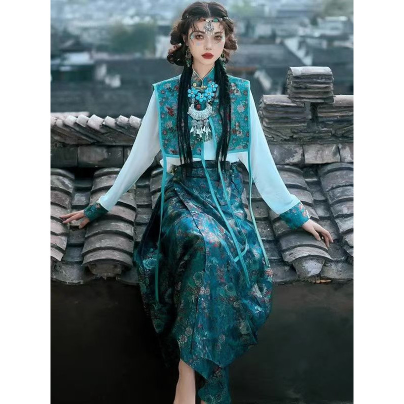New Tibetan style Tibetan clothing