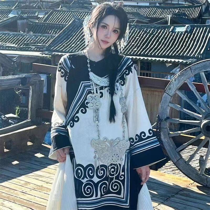 Miaojiang girl pink Yi ethnic style clothing Yunnan ethnic minority clothing female