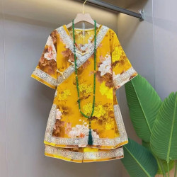 Vintage heavy embroidery