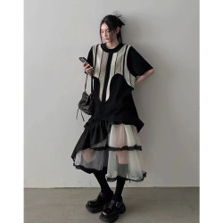 Retro design irregular vest + simple all-match T-shirt + spliced ​​A-line skirt three-piece suit