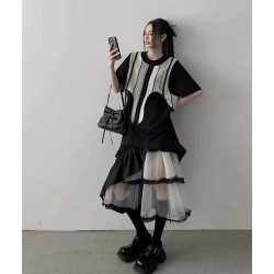 Retro design irregular vest + simple all-match T-shirt + spliced ​​A-line skirt three-piece suit