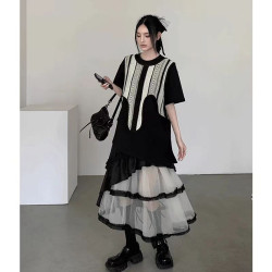 Retro design irregular vest + simple all-match T-shirt + spliced ​​A-line skirt three-piece suit