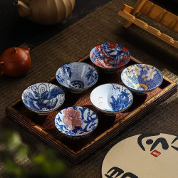 Blue and white porcelain tea cups and bamboo hat cups, 6 pieces will be sent randomly