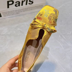 Chinese style embroidered flat shoes new soft sole Chinese retro square head beanie cheongsam