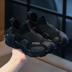 Baby mesh shoes, children's sneakers, summer breathable boys' and girls' fashion one-foot coconut shoes