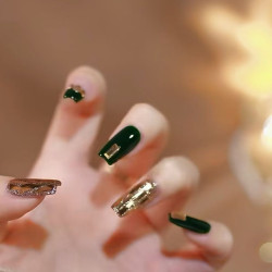 Dark green custom wearable nails medium and long nail art wearable nails high-end light luxury