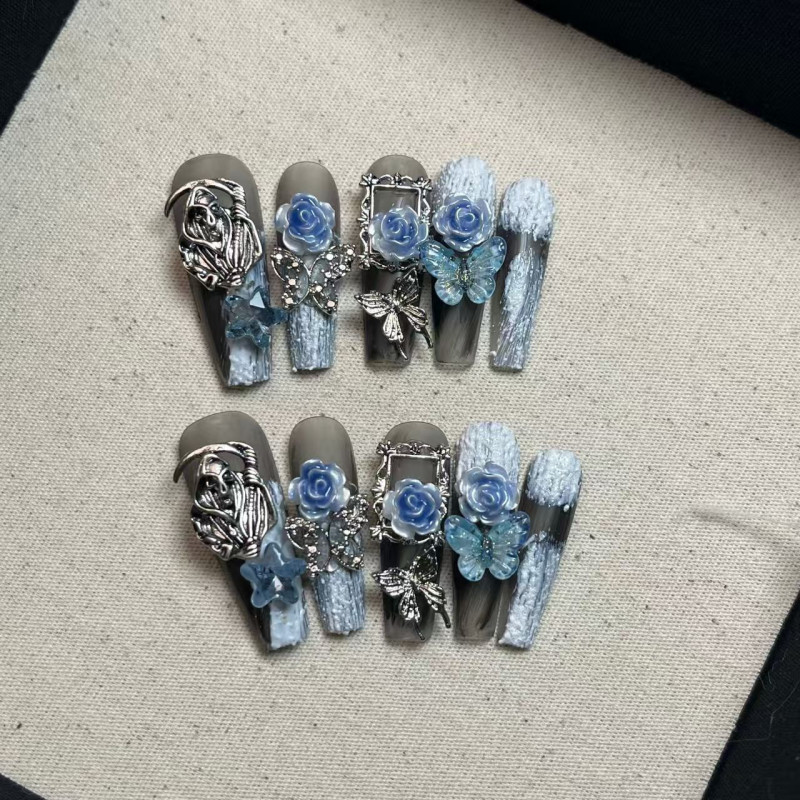 Wear blue evening manicure luxury rose niche hot girl manicure