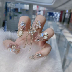 Purely hand-made personalized heavy-duty full-diamond and full-flower three-dimensional diamond ball nail art