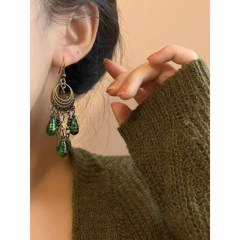Qinghong | New Chinese ethnic style ancient style tassel bronze old green Bohemian long earrings