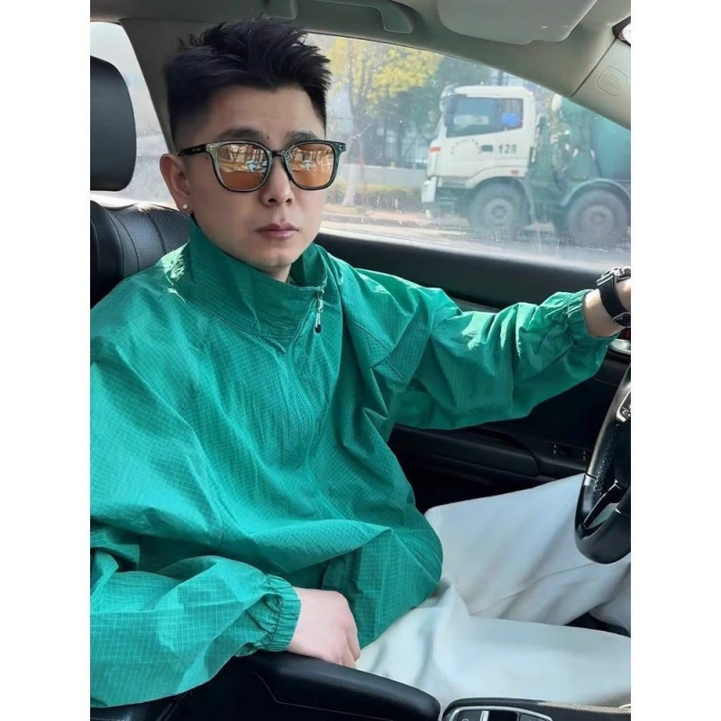 [DEBROGLIE] · Camouflage stand-up collar thin sports sunscreen · Summer trend youth clip