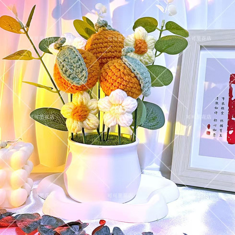 Creative gift knitted flower finished potted simulation flower table