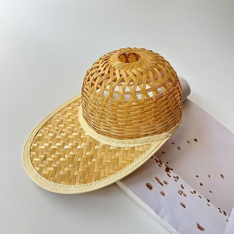 Bamboo baseball cap with wide brim and breathable hollow cap