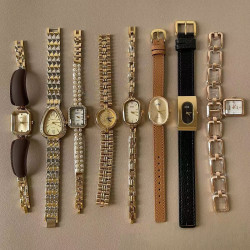 Hot selling niche design gold antique style bracelet watch for women light luxury retro