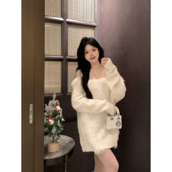 One-neck pullover long-sleeved wool stitching hot girl medium-length knitwear